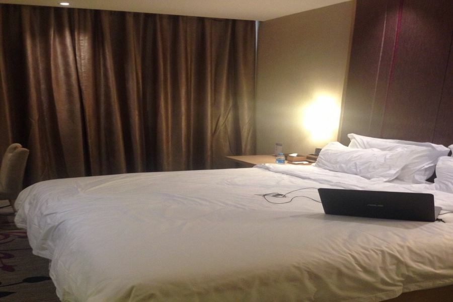 Lavande Hotel Shanghai Hongqiao Airport Wuzhong Road Екстер'єр фото