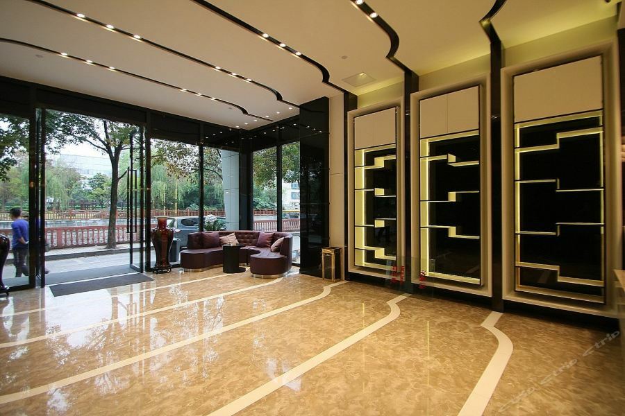Lavande Hotel Shanghai Hongqiao Airport Wuzhong Road Екстер'єр фото