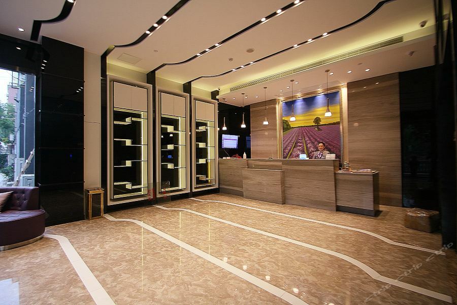 Lavande Hotel Shanghai Hongqiao Airport Wuzhong Road Екстер'єр фото